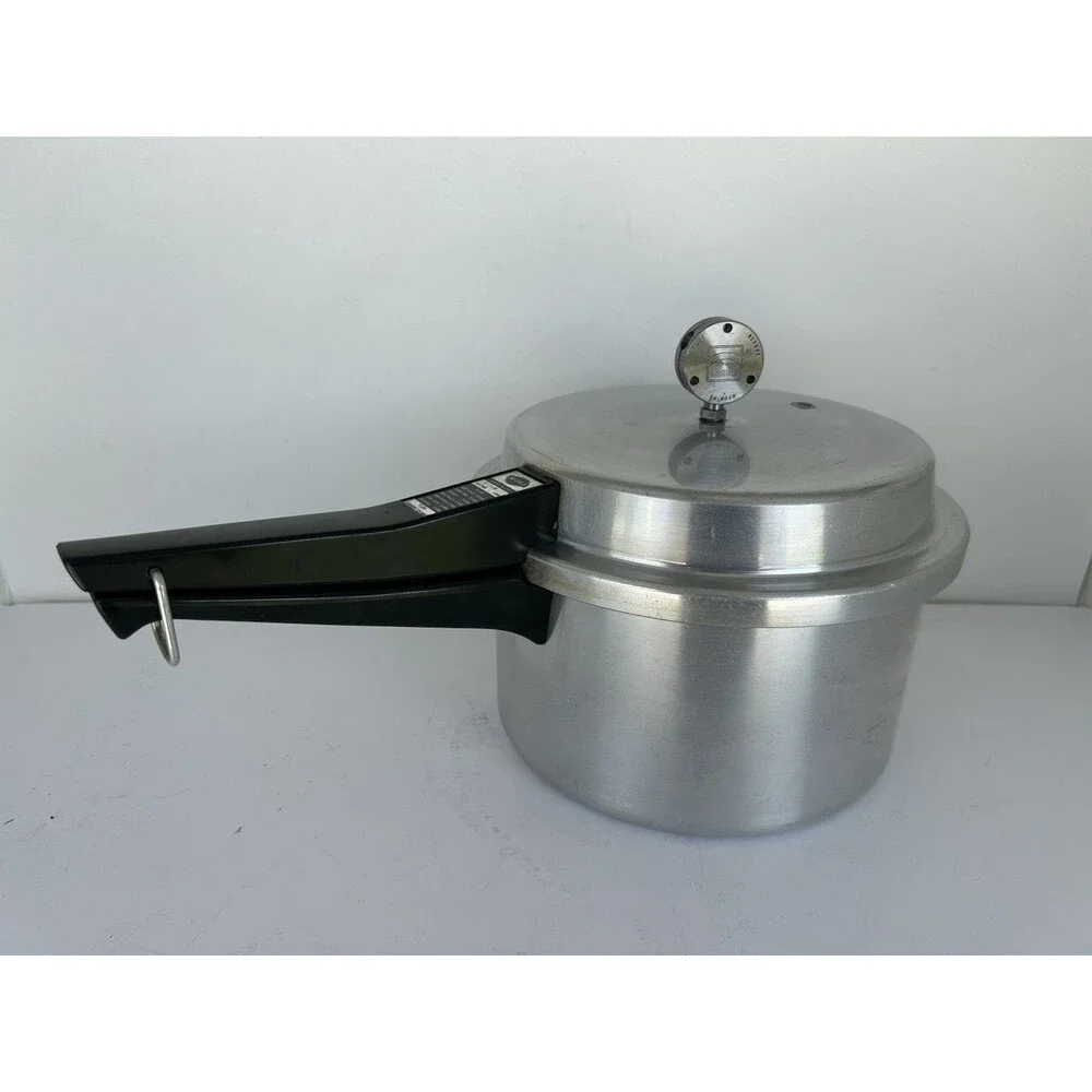Mirro M-0294 4 Qt Pressure Cooker Canner w/Jiggler Rack Vintage USA